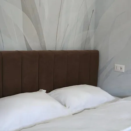 Shehu Apartmán *